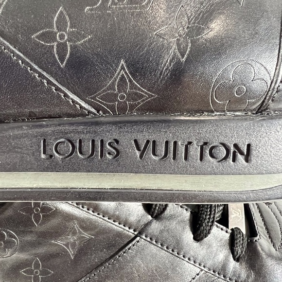 LOUIS VUITTON Monogram Black Leather Mens Logo sneakers Marked as 10.5 11.5US - Picture 13 of 15